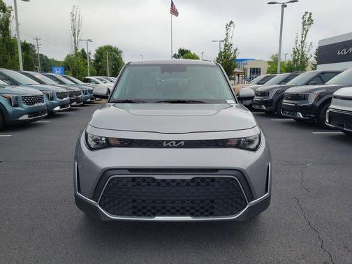 Gray 2025 Kia Soul LX