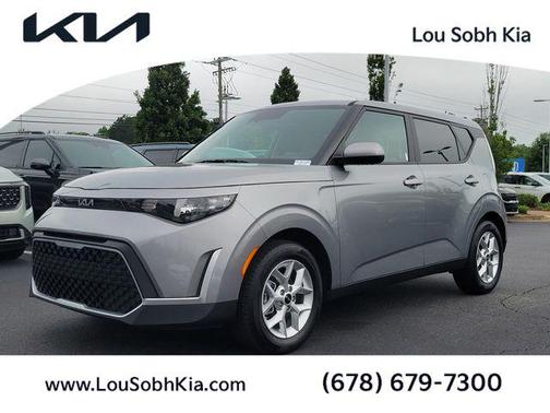 Gray 2025 Kia Soul LX
