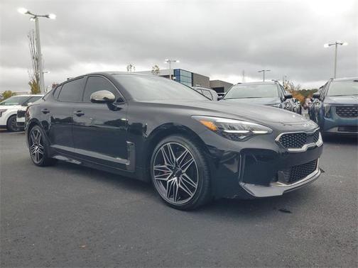 2022 Kia Stinger GT1