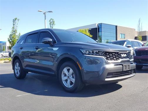 2022 Kia Sorento LX