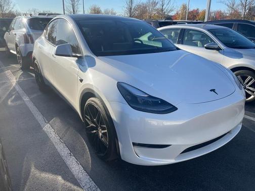 2024 Tesla Model Y Performance