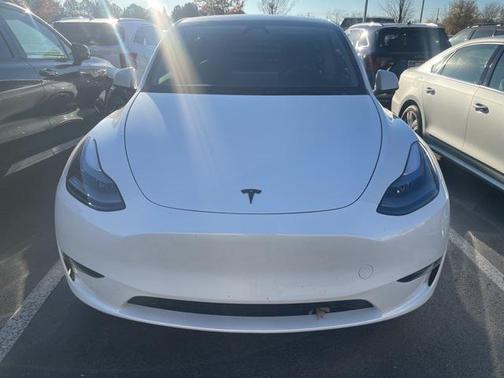 2024 Tesla Model Y Performance