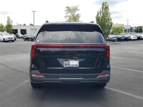 2026 Kia Carnival SX