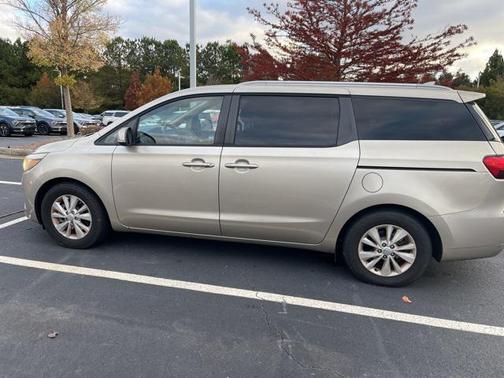 2015 Kia Sedona LX