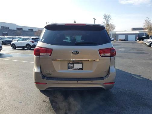 2015 Kia Sedona LX