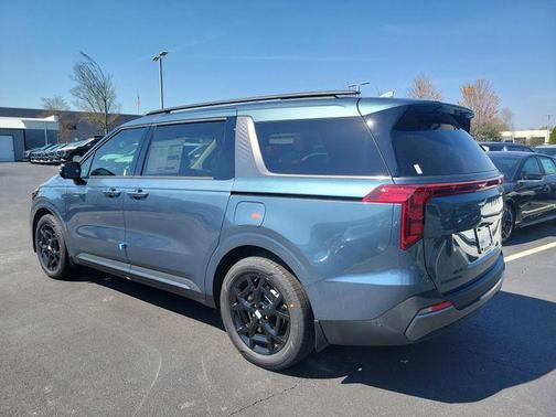 2026 Kia Carnival Hybrid SX