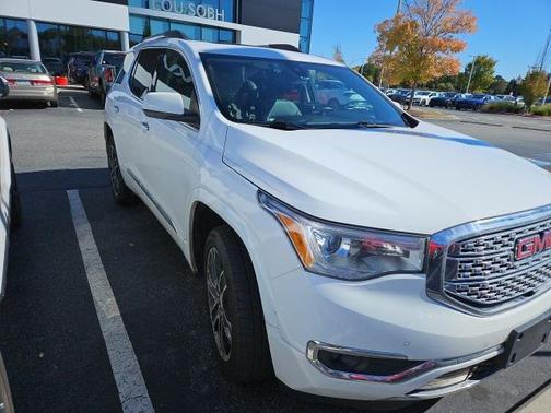 2019 GMC Acadia Denali