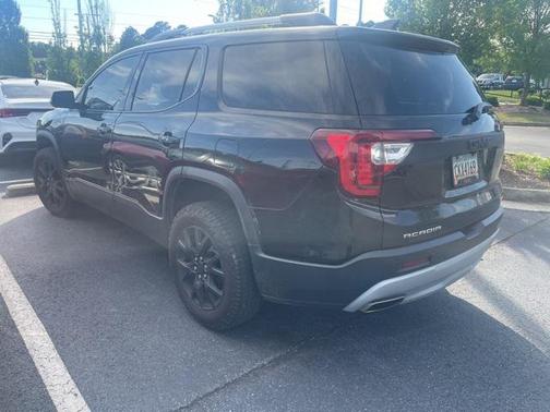 2020 GMC Acadia SLT