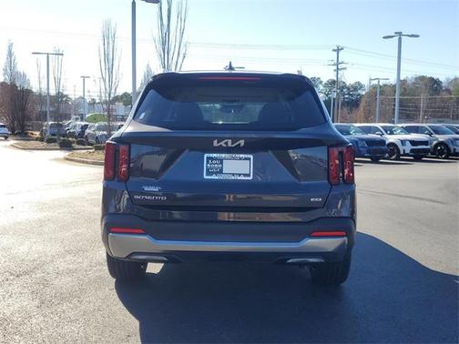 2025 Kia Sorento EX