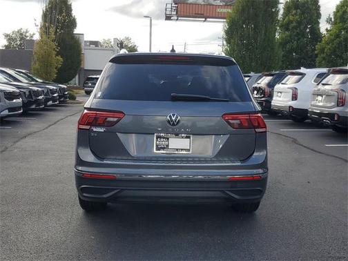 2023 Volkswagen Tiguan 2.0T SE
