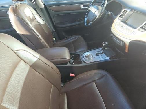 2012 Hyundai Genesis 3.8