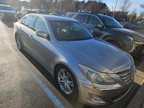 2012 Hyundai Genesis 3.8