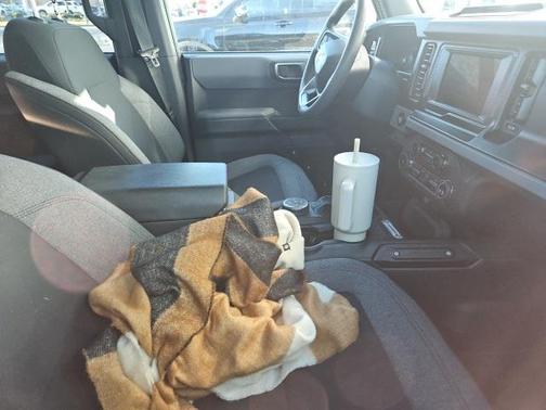 2021 Ford Bronco Base