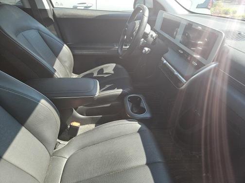 2022 Hyundai IONIQ 5 SEL