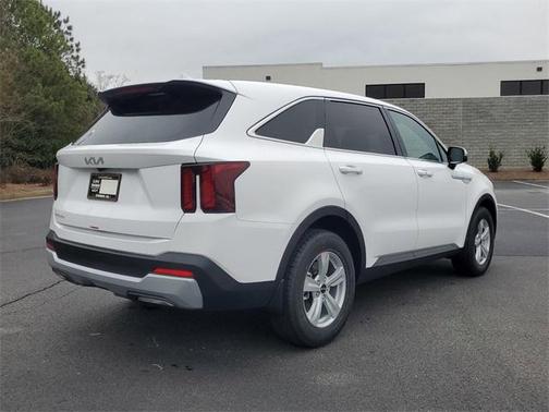 2025 Kia Sorento LX