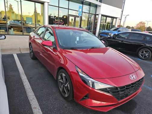 2023 Hyundai ELANTRA SEL