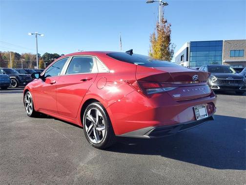 2023 Hyundai ELANTRA SEL
