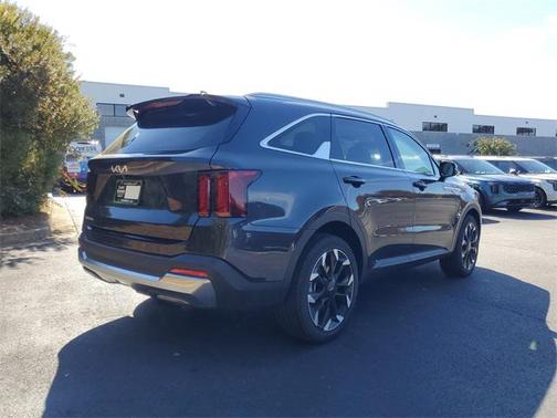 2025 Kia Sorento EX