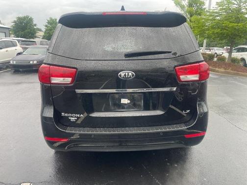 2018 Kia Sedona LX