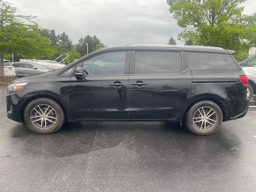 2018 Kia Sedona LX