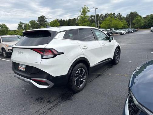 Snow White Pearl 2023 Kia Sportage Hybrid LX