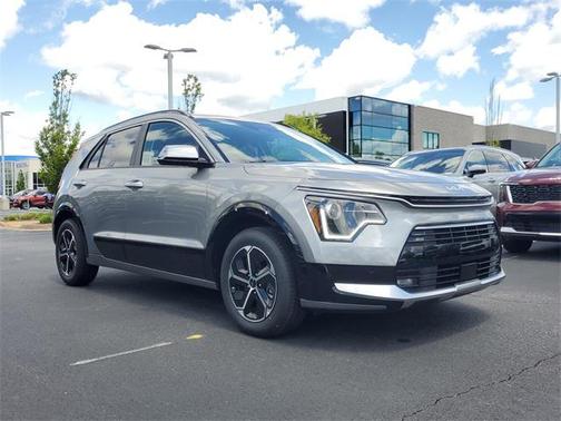 2025 Kia Niro SX