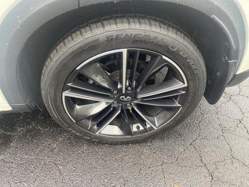 2022 INFINITI QX55 SENSORY