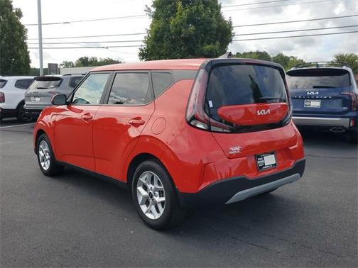 2023 Kia Soul LX