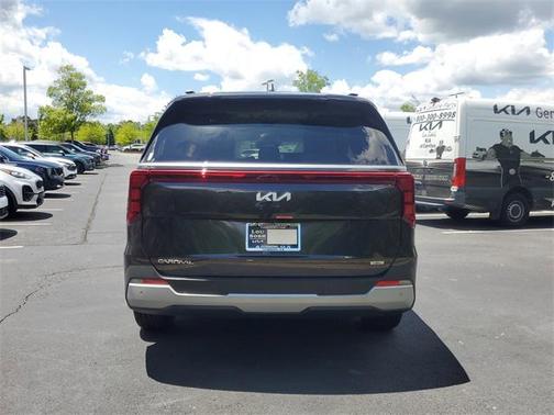 2025 Kia Carnival Hybrid EX