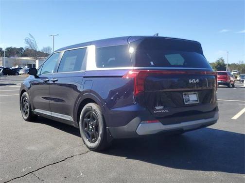 2025 Kia Carnival LXS