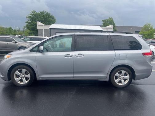 2012 Toyota Sienna Base