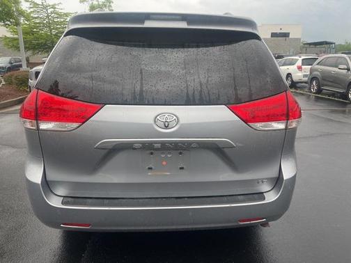 2012 Toyota Sienna Base
