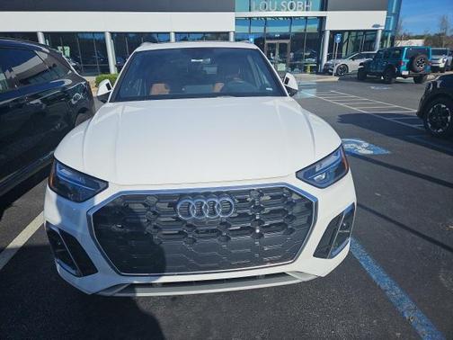 2023 Audi Q5 45 S line Premium Plus