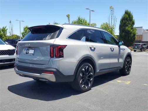 2024 Kia Sorento SX