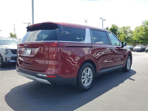 2022 Kia Carnival LXS