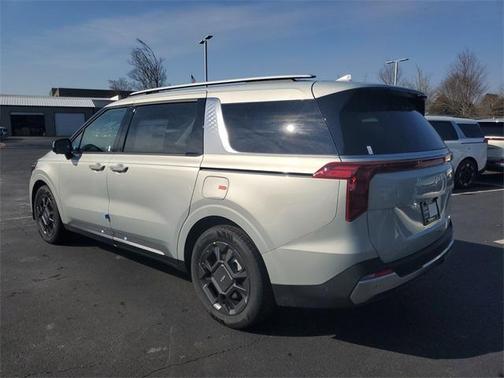 2026 Kia Carnival Hybrid SX