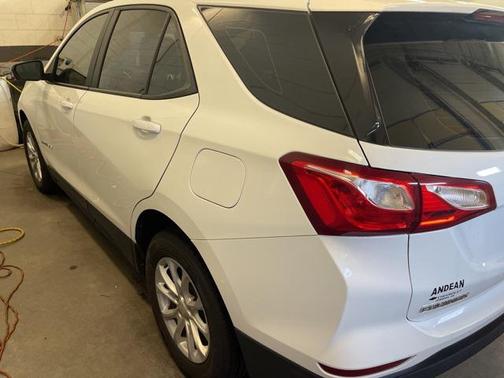 2021 Chevrolet Equinox LS