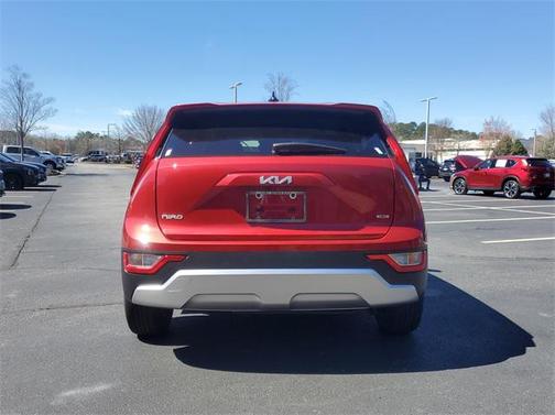 2024 Kia Niro LX