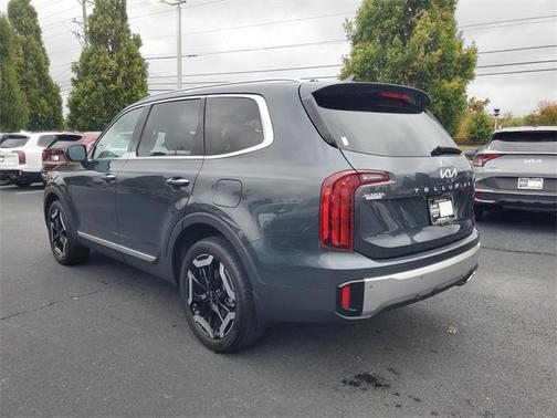 2023 Kia Telluride S