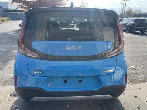 2023 Kia Soul EX