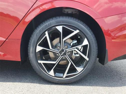 2025 Kia K5 EX