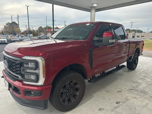 2023 Ford F-350 LARIAT SUPER DUTY