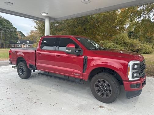2023 Ford F-350 LARIAT SUPER DUTY