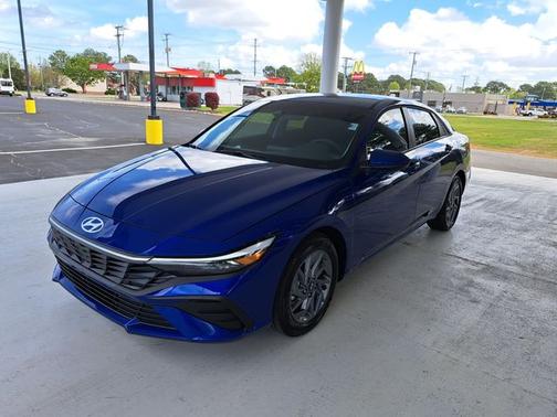 2025 Hyundai ELANTRA BLUE