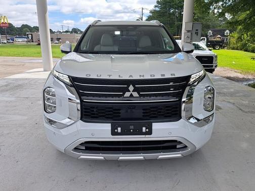 2023 Mitsubishi Outlander
