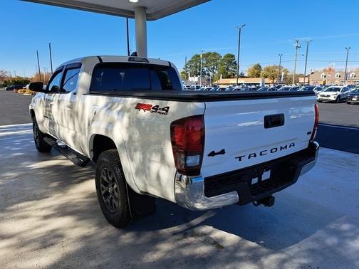 2022 Toyota Tacoma SR5