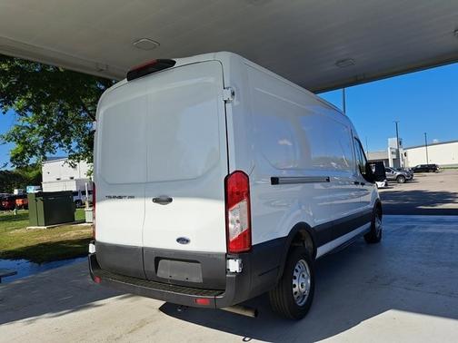 2023 Ford Transit-250 BASE
