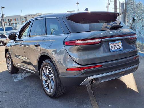 ASHER GRAY MET CC 2025 Lincoln Corsair Premiere