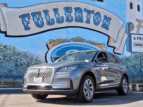 ASHER GRAY MET CC 2025 Lincoln Corsair Premiere