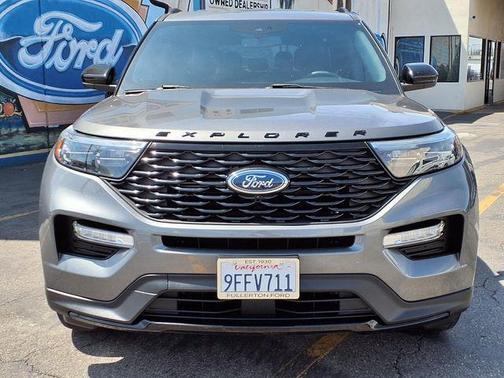 CARBONIZED GRAY METALLIC 2023 Ford Explorer ST-Line